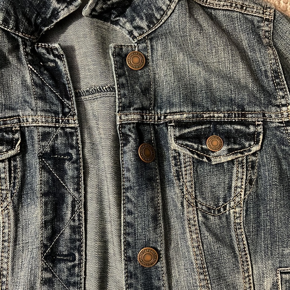 American eagle Jean Jacket - Picture 5 of 9